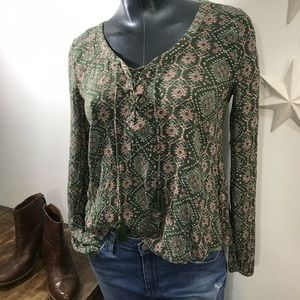 boho hollister tribal print green top small